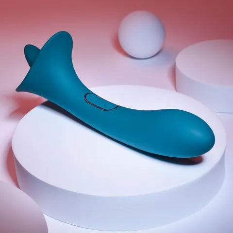 Playboy Pleasure- True Indulgence 2in1 Vibrator+ Flicking Tip