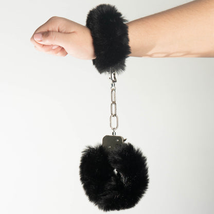 Deluxe Fluffy Handcuffs
